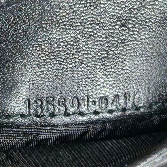 GUCCI VINTAGE MEN'S BLACK LEATHER BI-FOLD WITH COIN POCKET MADE IN ITALY - Picture 14 of 16